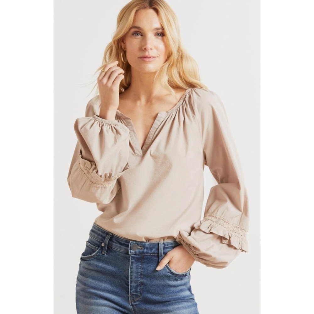 Evereve Elli Poplin Top Sandstone Beige Tan Size Woman's Medium Balloon Sleeve‎